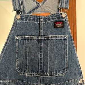 Levi’s men’s overalls in stonewash